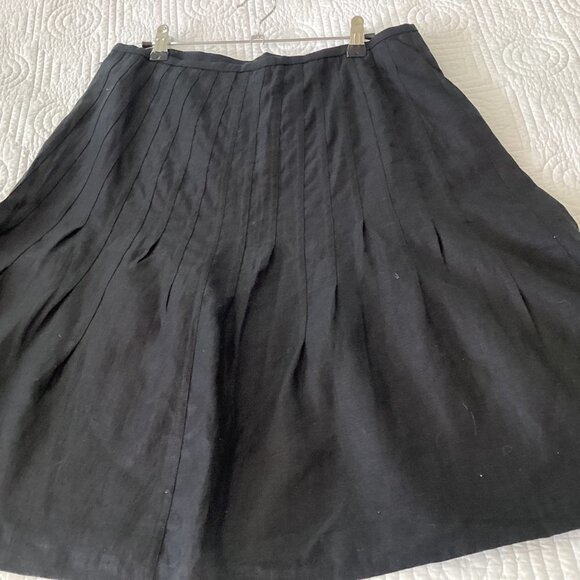 NWT Ann Taylor LOFT Pleated 100% Linen Black Skirt Size 10 - Picture 2 of 10